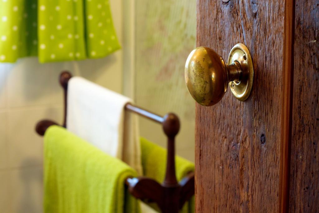 Colston Hall Farmhouse B&B Фрамлингам Стая снимка