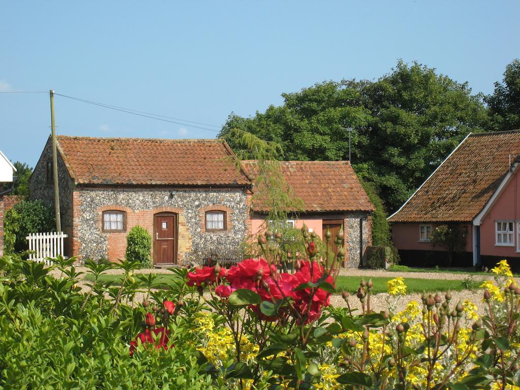 Colston Hall Farmhouse B&B Фрамлингам Екстериор снимка