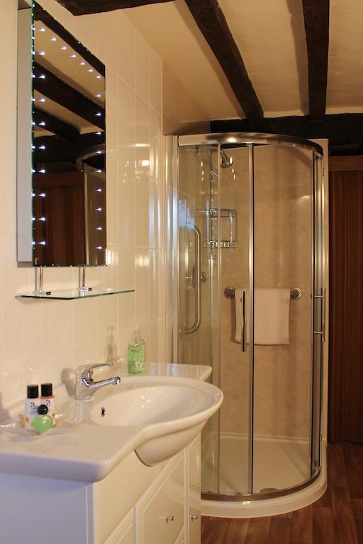 Colston Hall Farmhouse B&B Фрамлингам Стая снимка